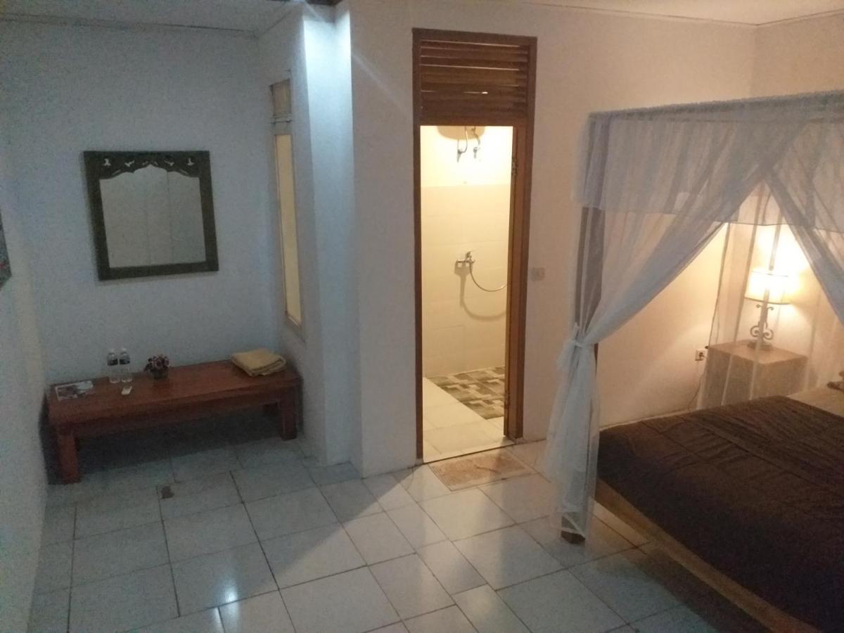 Joglo Villa Bali Penatih Exterior photo