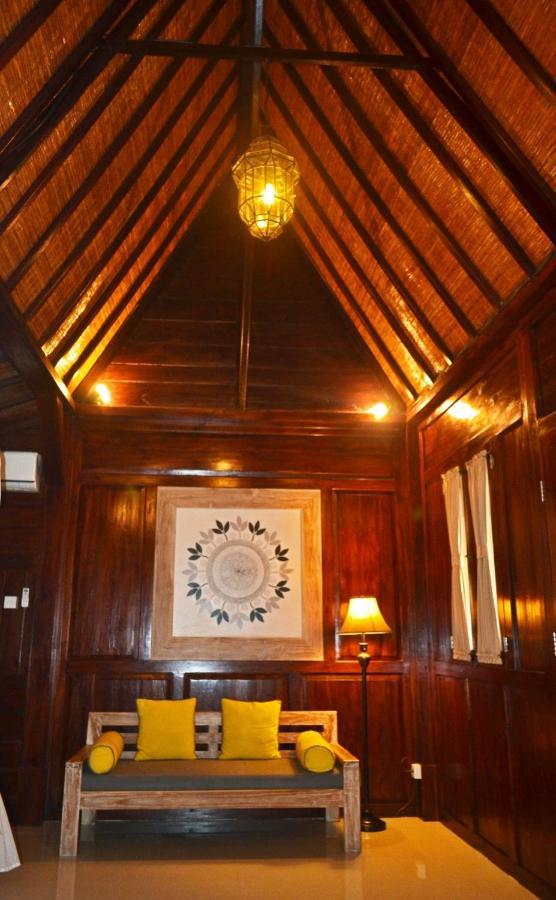 Joglo Villa Bali Penatih Exterior photo